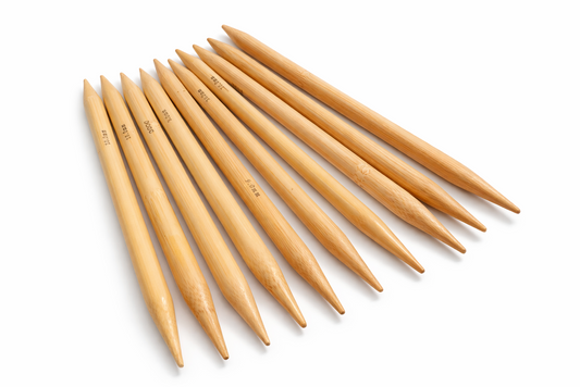 Strikkepinner i bambus, 9 og 10 mm