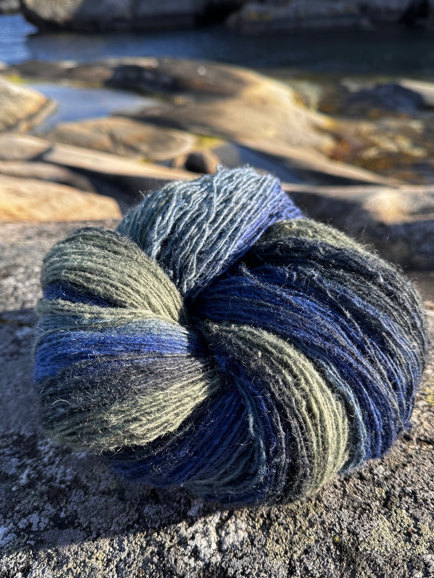 Dundaga yarn, multicolor
