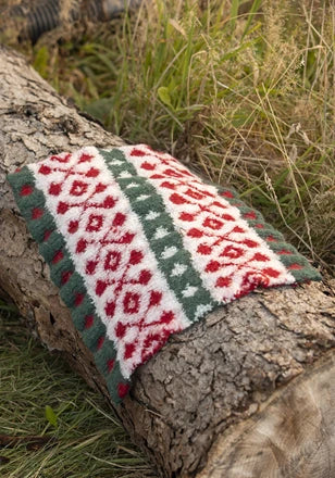 Viking garn - Hefte 2431 Tema: Julestemning i skogen