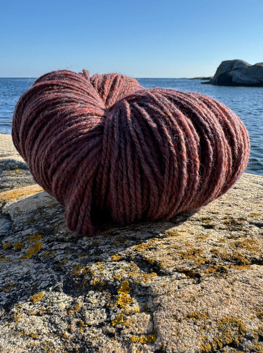 Ullgarn like a tweed, burgunder