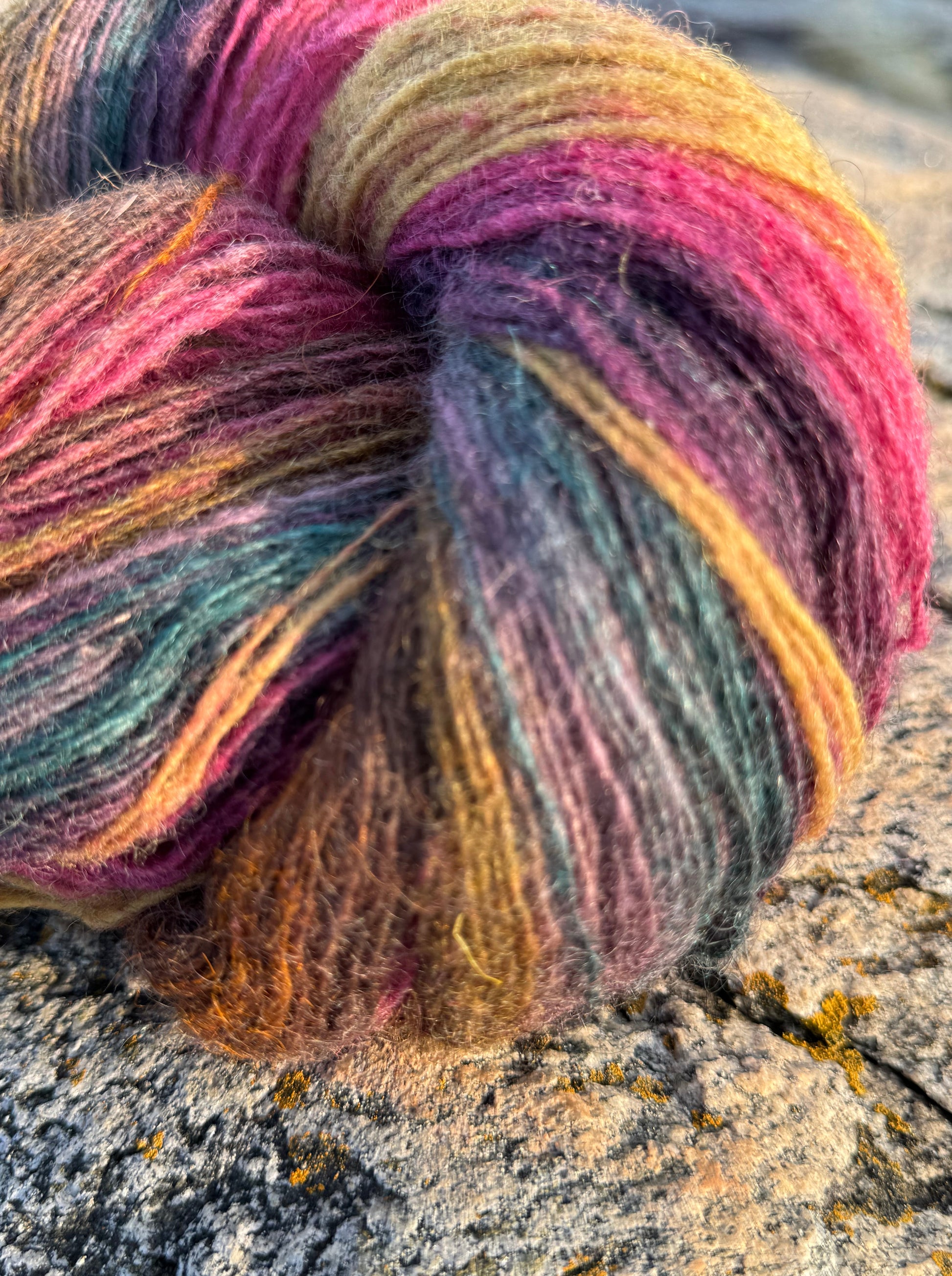 dundaga wool struktur