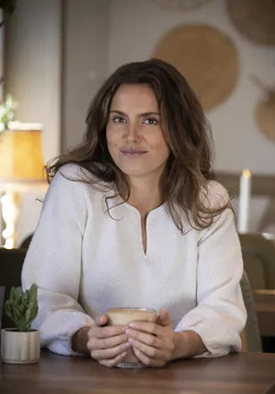 Viking garn - Hefte 2311 Tema: Dame