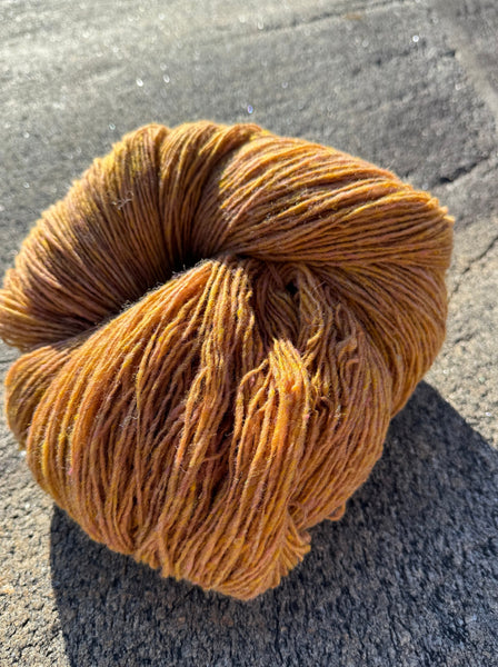 dundaga wool, like a tweed