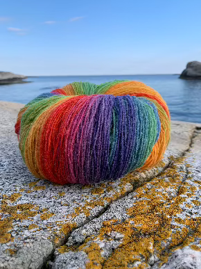 Flerfarget ull 6/1 -8